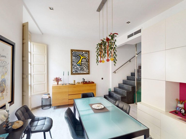 Villa for Sale in Málaga, Malaga 2