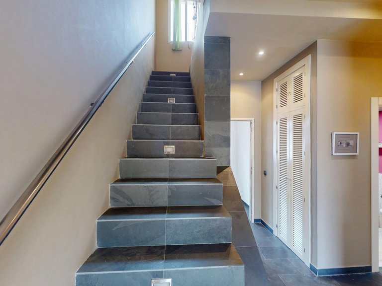 Villa for Sale in Málaga, Malaga 35