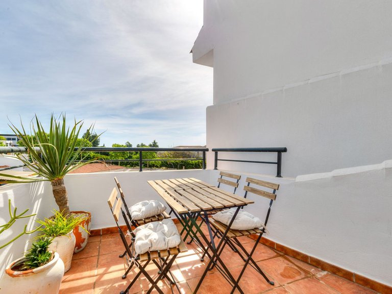 Apartment for Sale in Arroyo De La Miel, Malaga 12