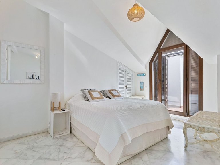 Apartment for Sale in Arroyo De La Miel, Malaga 13
