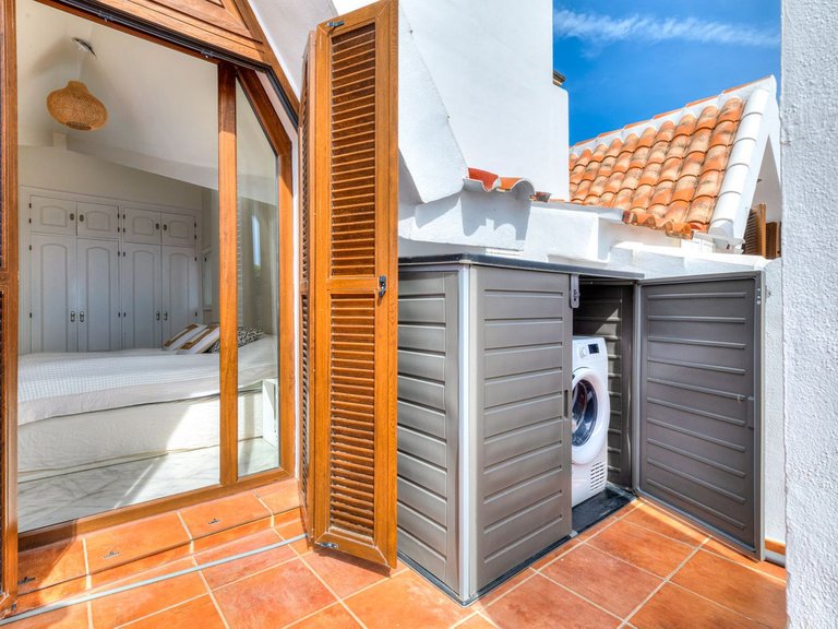 Apartment for Sale in Arroyo De La Miel, Malaga 16