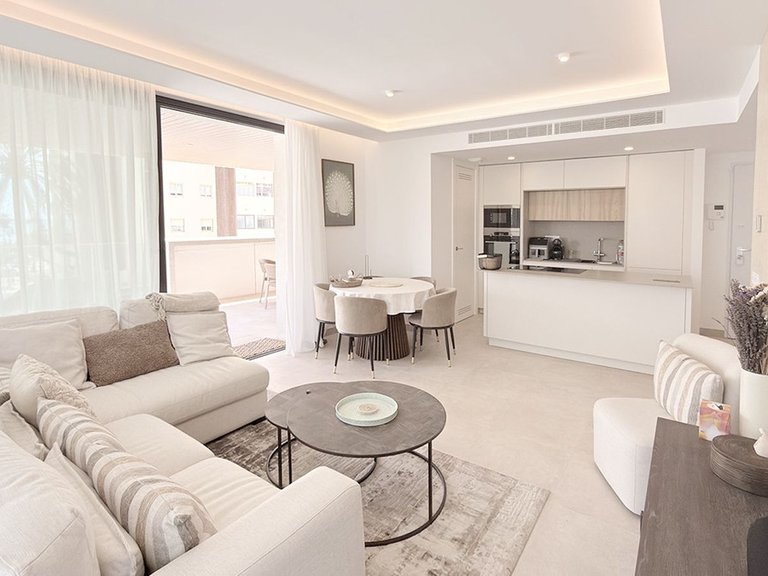 Apartment for Sale in Fuengirola, Malaga 4