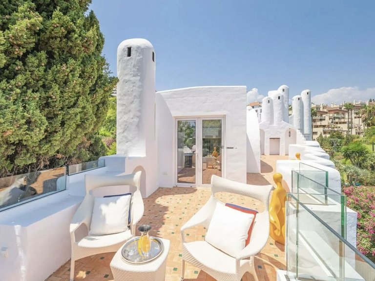 Villa for Sale in Marbella, Malaga 17