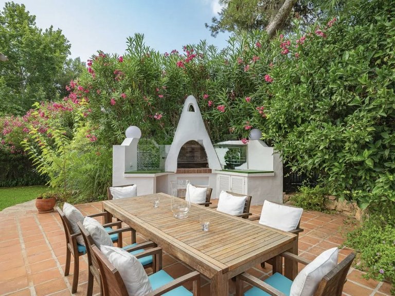 Villa for Sale in Marbella, Malaga 19