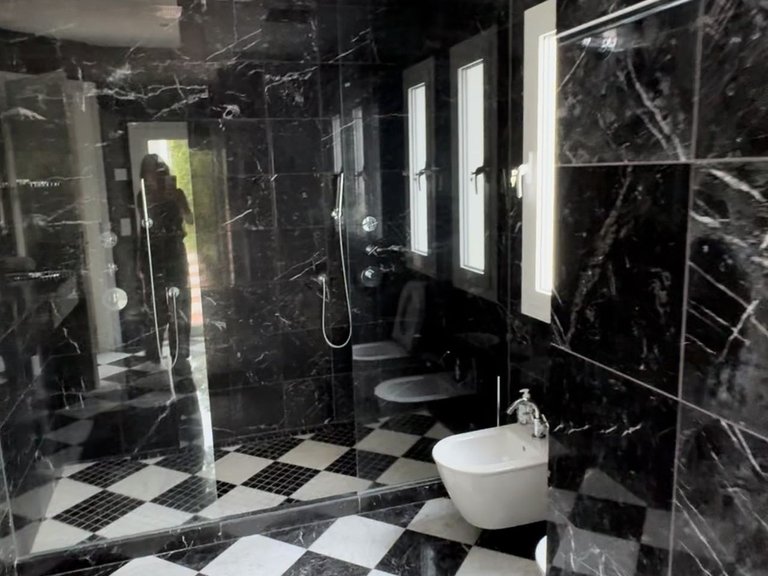 Villa for Sale in Marbella, Malaga 45
