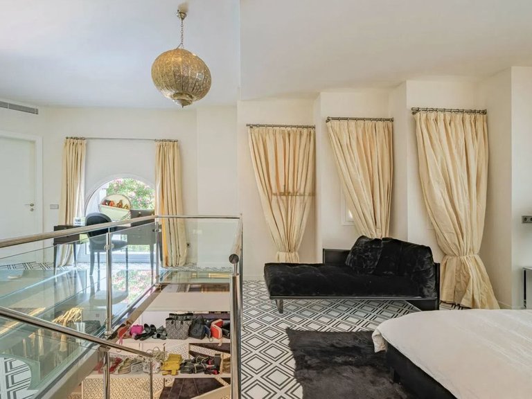 Villa for Sale in Marbella, Malaga 5