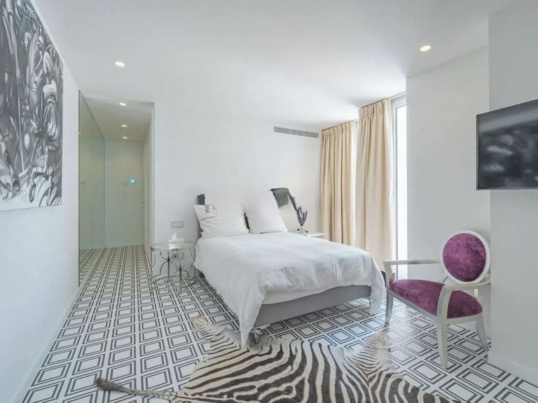 Villa for Sale in Marbella, Malaga 54