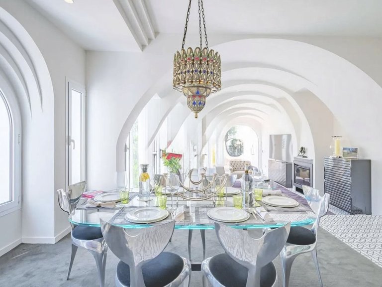 Villa for Sale in Marbella, Malaga 56