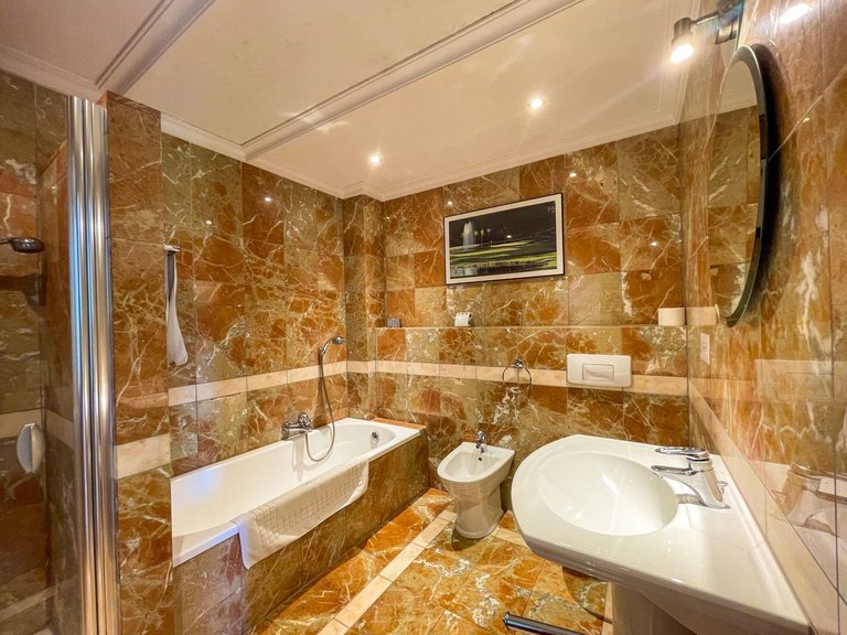 Villa for Sale in El Rosario, Malaga 14