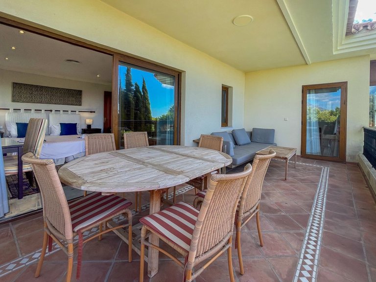 Villa for Sale in El Rosario, Malaga 25