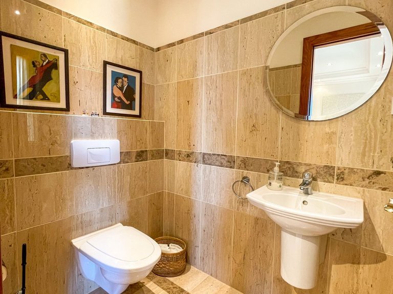 Villa for Sale in El Rosario, Malaga 37