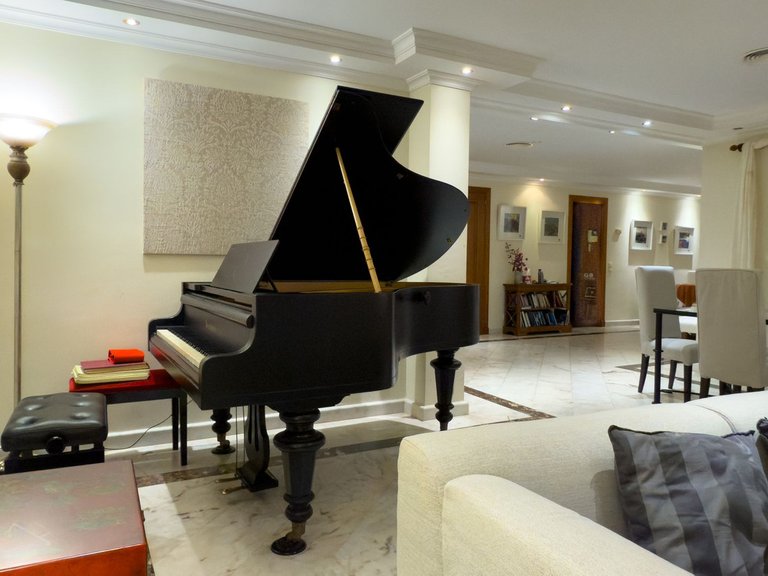 Villa for Sale in El Rosario, Malaga 40