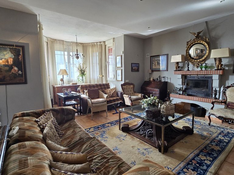 Villa for Sale in New Golden Mile, Malaga 4