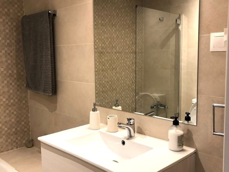 Apartment for Sale in Nueva Andalucía, Malaga 16