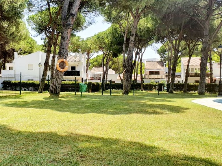 Apartment for Sale in New Golden Mile, Malaga 1