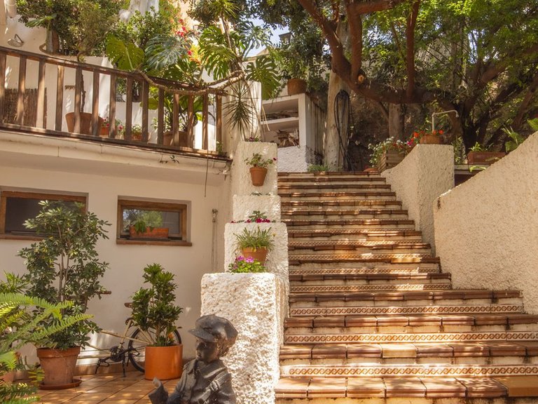 Villa for Sale in Monte Sancha, Malaga 6