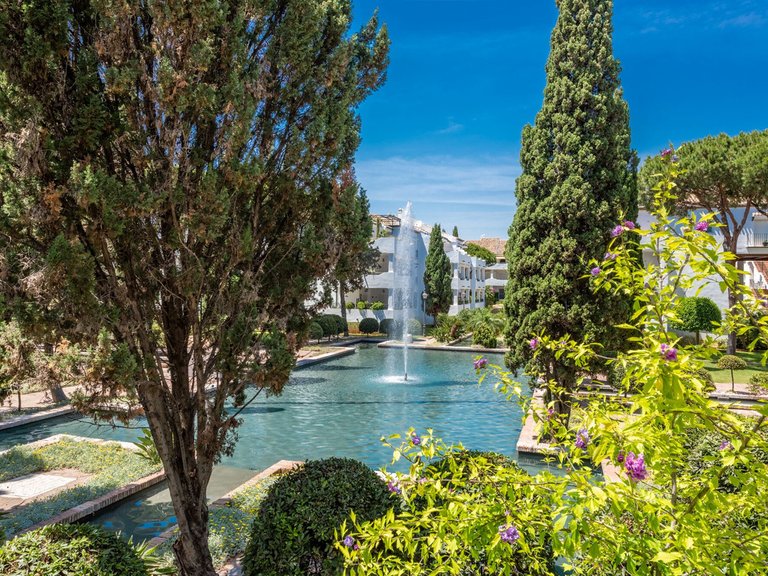 Apartment for Sale in El Presidente, Malaga 1