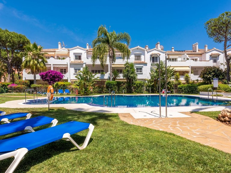 Apartment for Sale in El Presidente, Malaga 17