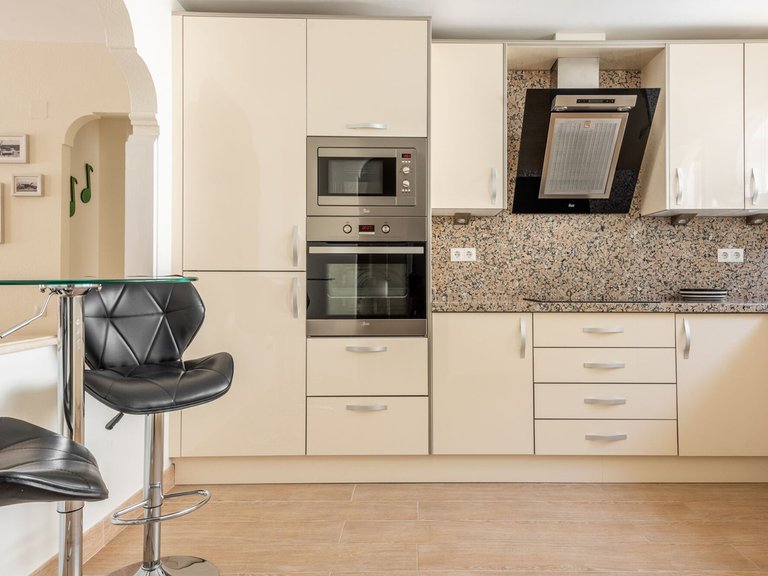 Apartment for Sale in El Presidente, Malaga 2