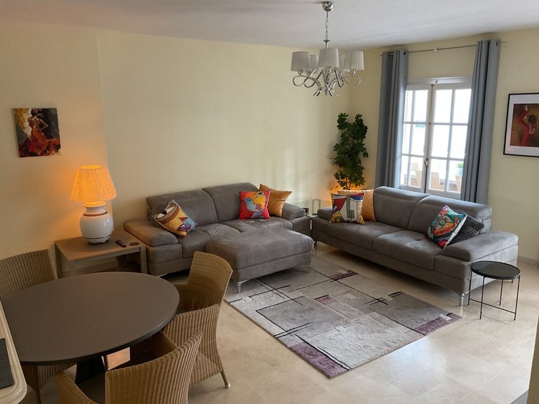 Apartment for Sale in El Presidente, Malaga 6