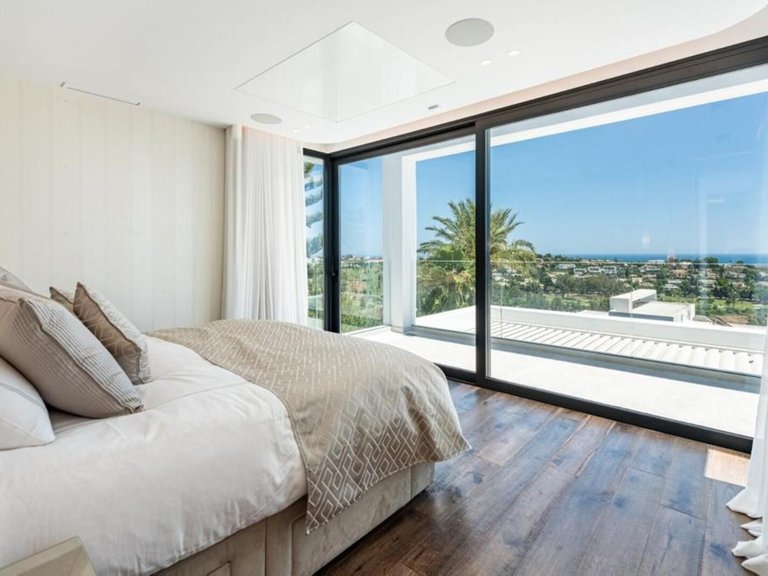 Villa for Sale in Benahavís, Malaga 15