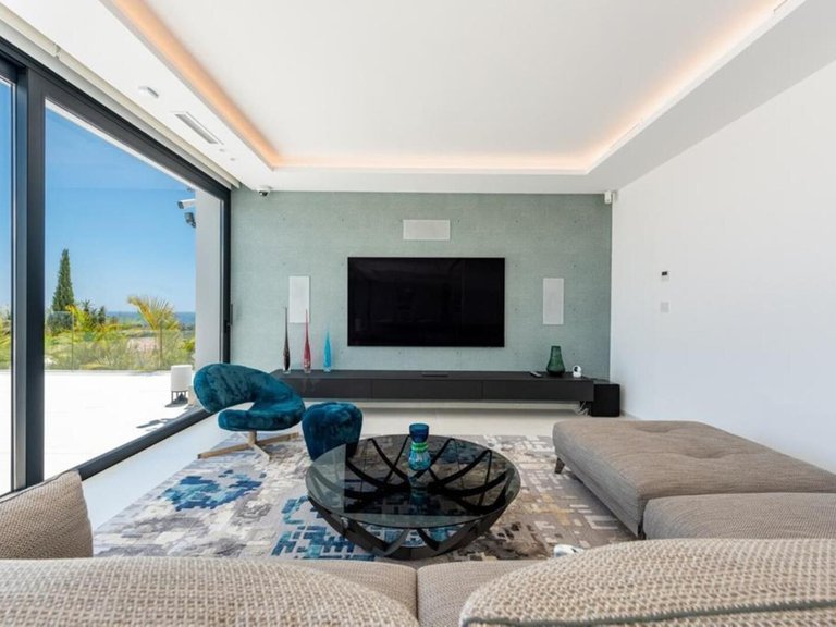 Villa for Sale in Benahavís, Malaga 6