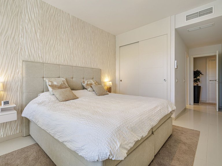 Apartment for Sale in Atalaya, Malaga 17