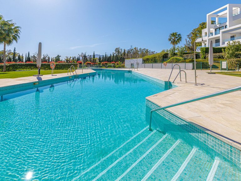 Apartment for Sale in Atalaya, Malaga 20