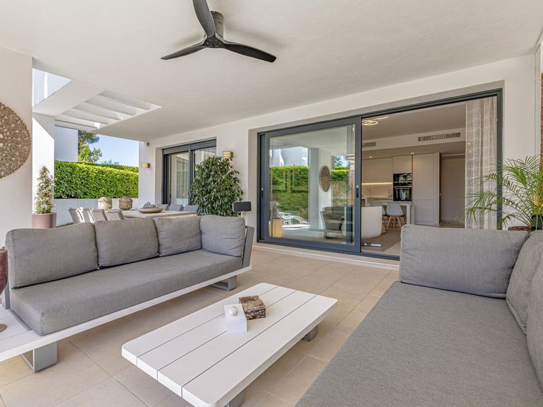 Apartment for Sale in Atalaya, Malaga 3
