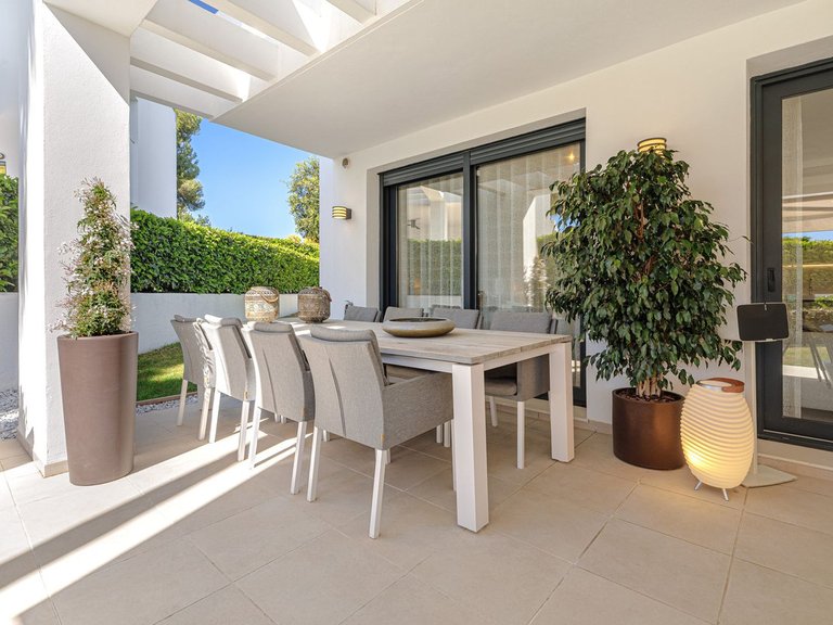 Apartment for Sale in Atalaya, Malaga 8