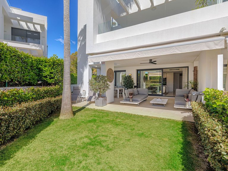 Apartment for Sale in Atalaya, Malaga 9