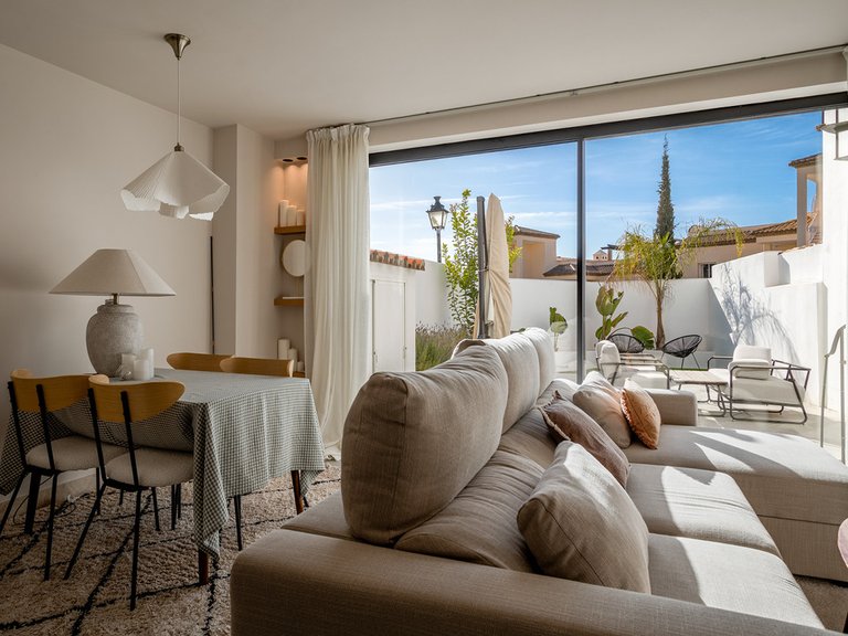 Villa for Sale in Nueva Andalucía, Malaga 3