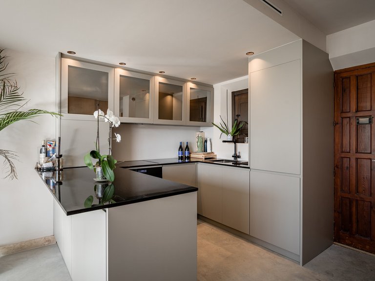 Villa for Sale in Nueva Andalucía, Malaga 6