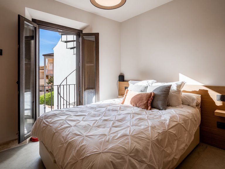 Villa for Sale in Nueva Andalucía, Malaga 7