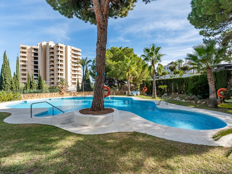 Apartment for Sale in Río Real, Malaga 1