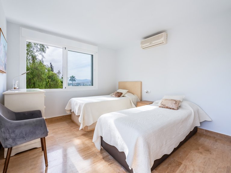 Apartment for Sale in Río Real, Malaga 9
