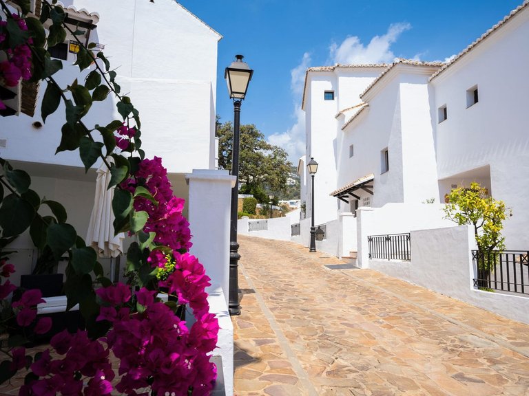 Apartment for Sale in Altos De Los Monteros, Malaga 34