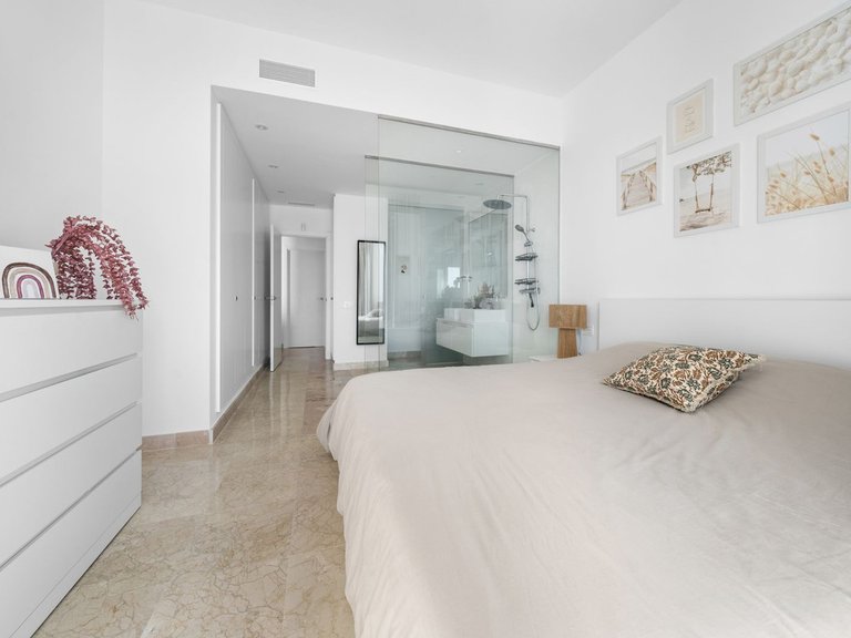 Apartment for Sale in Benahavís, Malaga 22