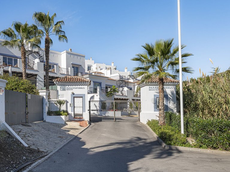 Apartment for Sale in Benahavís, Malaga 34
