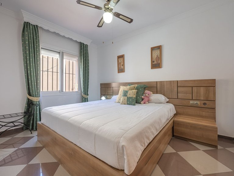 Villa for Sale in La Quinta, Malaga 21