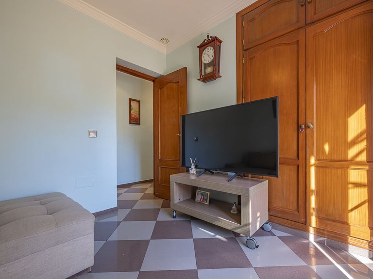 Villa for Sale in La Quinta, Malaga 24