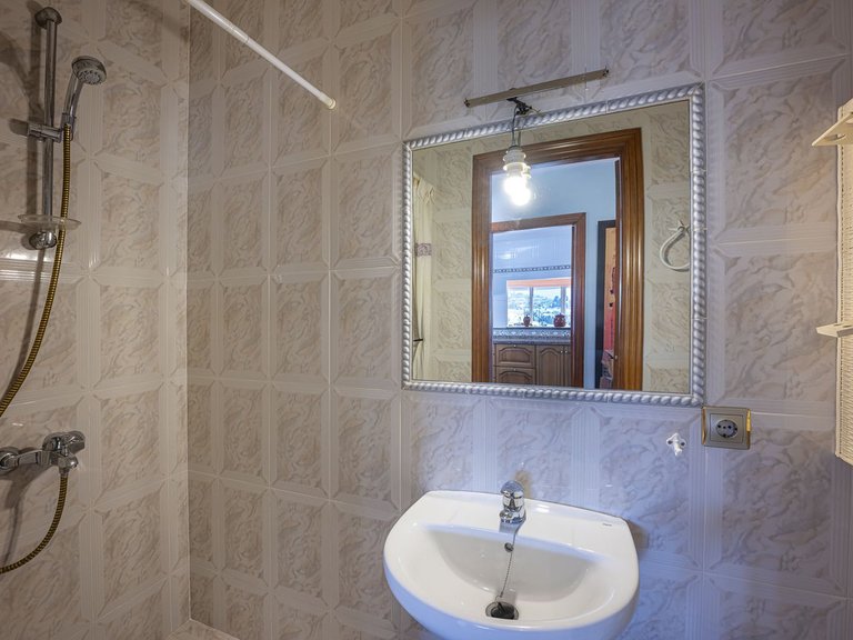 Villa for Sale in La Quinta, Malaga 25
