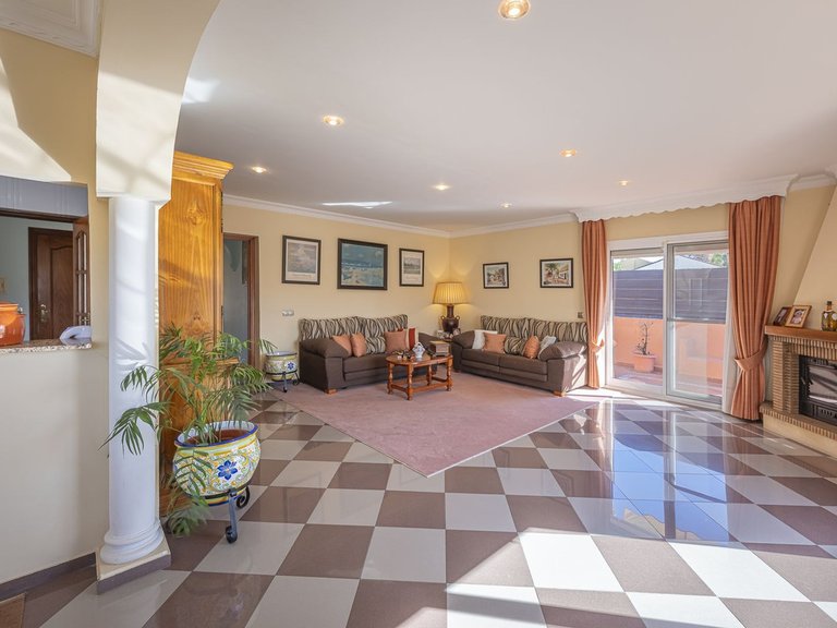 Villa for Sale in La Quinta, Malaga 7
