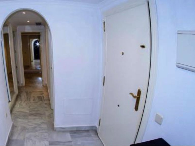 Apartment for Sale in Nueva Andalucía, Malaga 11