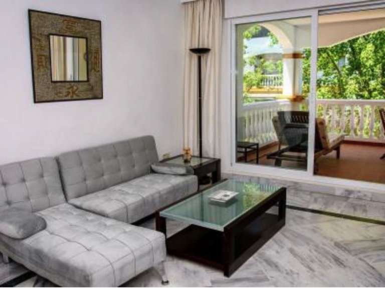 Apartment for Sale in Nueva Andalucía, Malaga 16