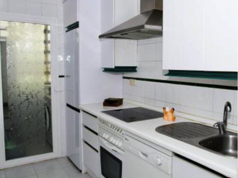 Apartment for Sale in Nueva Andalucía, Malaga 21