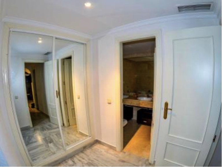 Apartment for Sale in Nueva Andalucía, Malaga 5