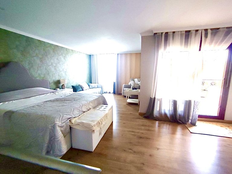 Apartment for Sale in Benahavís, Malaga 6
