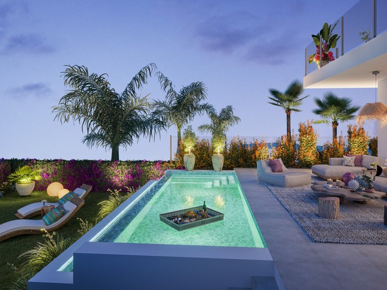 Town House for Sale in El Chaparral, Malaga 6