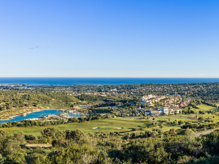 Villa for Sale in Sotogrande, Cadiz 22